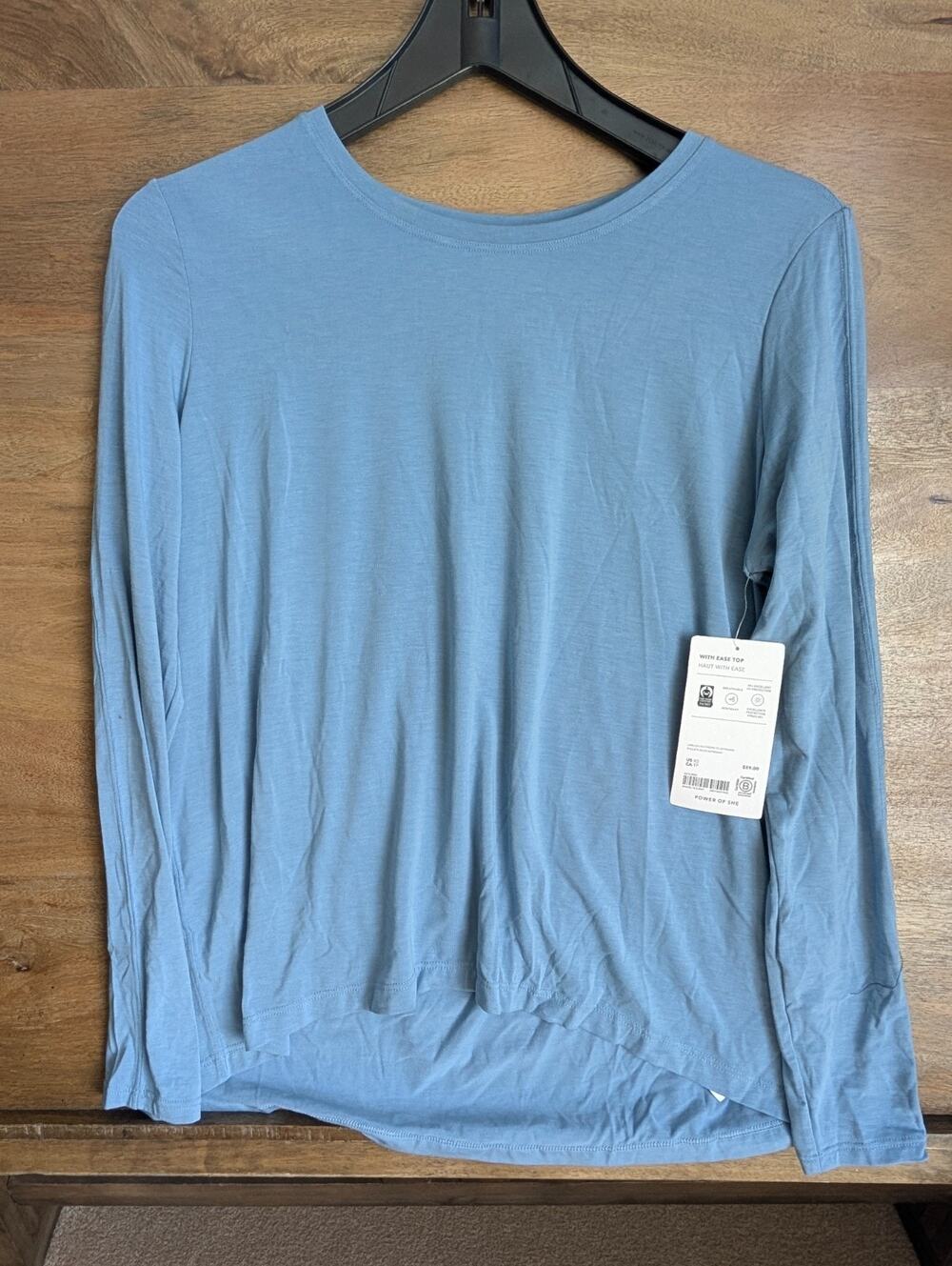 NWT Athleta Ease Top Womens XS Blue Long Sleeve 40+ Excellent UV Protection Tee